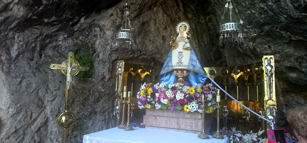 Virgen de Covadonga, la Santina
