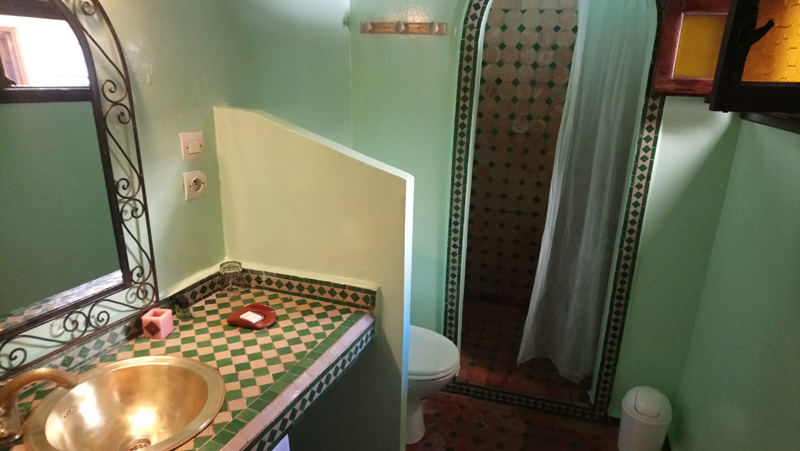 Cuarto de baño marroquí