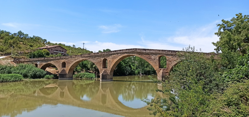 Puente Románico en el Camino de Santiago