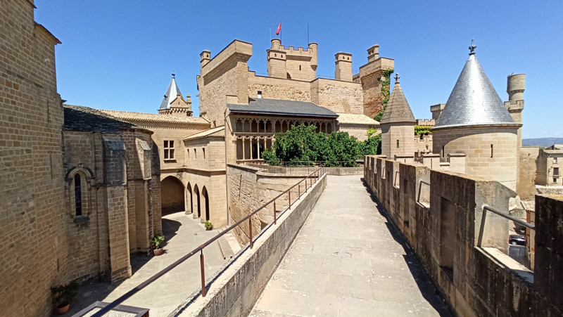 Visitar el Palacio Real de Olite, el Castillo.